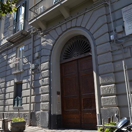나폴리 Residenza Suor Orsola B&B 외부 사진
